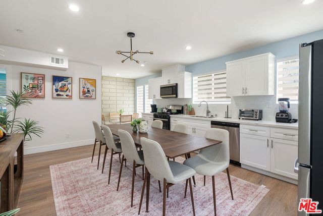 1341 N Mariposa Avenue, Los Angeles, CA 90027