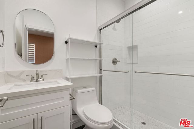 1341 N Mariposa Avenue, Los Angeles, CA 90027