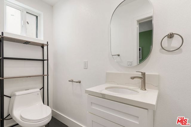 1341 N Mariposa Avenue, Los Angeles, CA 90027