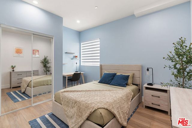 1341 N Mariposa Avenue, Los Angeles, CA 90027