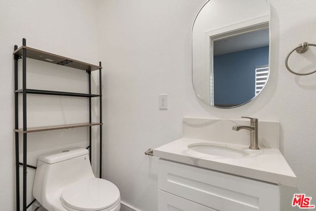 1341 N Mariposa Avenue, Los Angeles, CA 90027