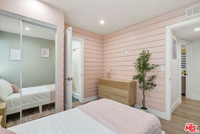 1341 N Mariposa Avenue, Los Angeles, CA 90027