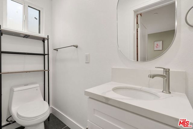 1341 N Mariposa Avenue, Los Angeles, CA 90027