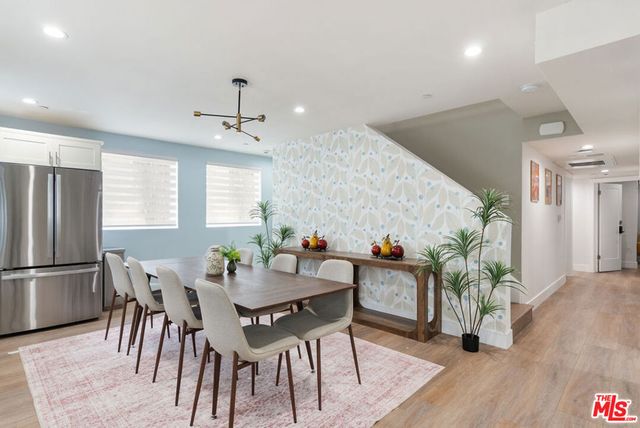 1341 N Mariposa Avenue, Los Angeles, CA 90027