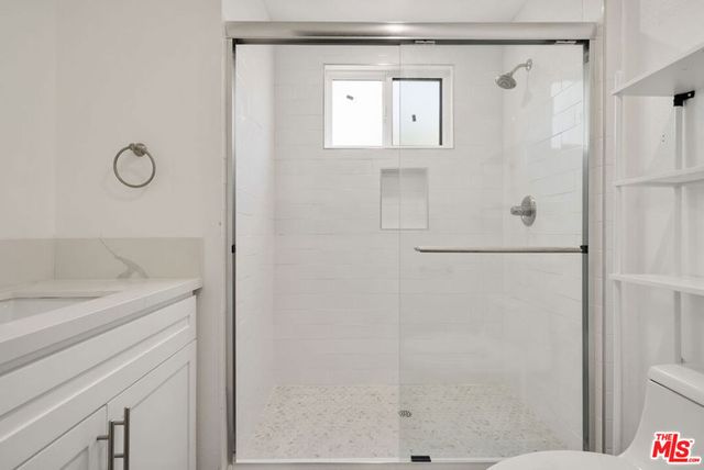 1341 N Mariposa Avenue, Los Angeles, CA 90027