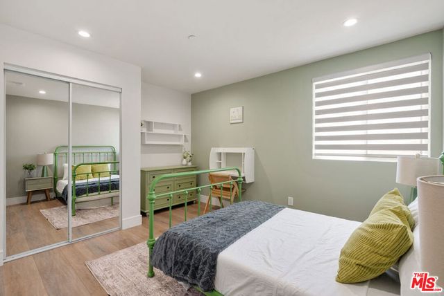 1341 N Mariposa Avenue, Los Angeles, CA 90027