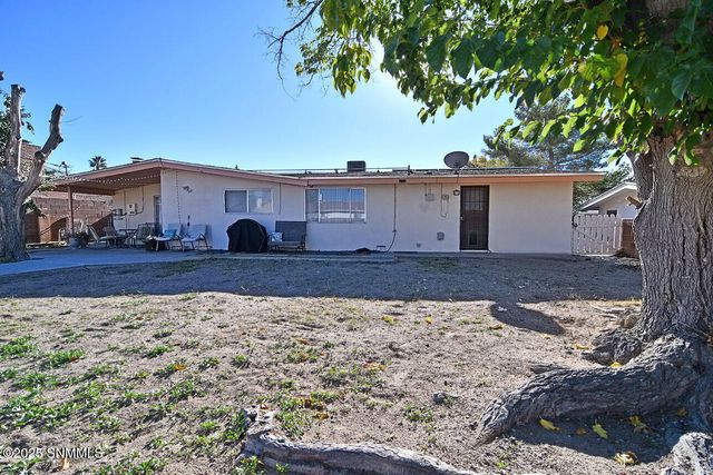 2607 Claude Dove Drive, Las Cruces, NM 88011