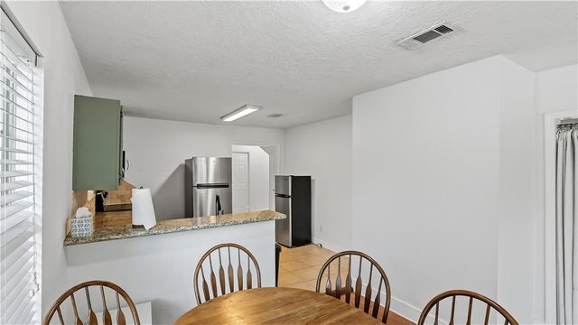 819 Avenue B, College Station, TX 77840
