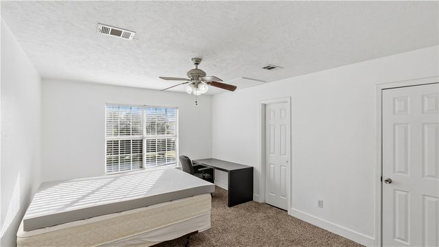 819 Avenue B, College Station, TX 77840