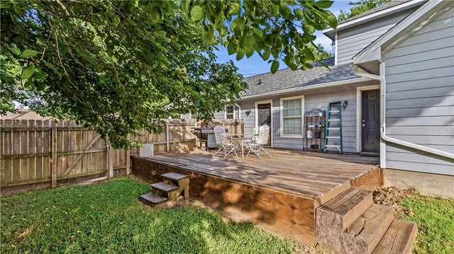 819 Avenue B, College Station, TX 77840