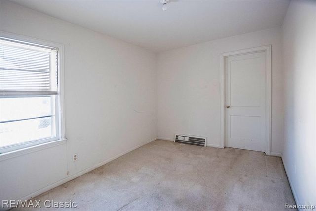 4056 Robina Avenue, Berkley, MI 48072