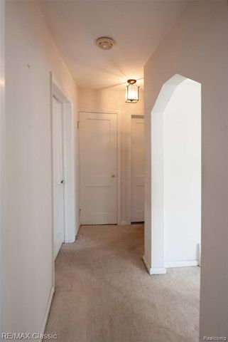 4056 Robina Avenue, Berkley, MI 48072