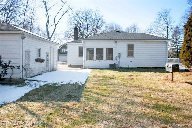 4056 Robina Avenue, Berkley, MI 48072