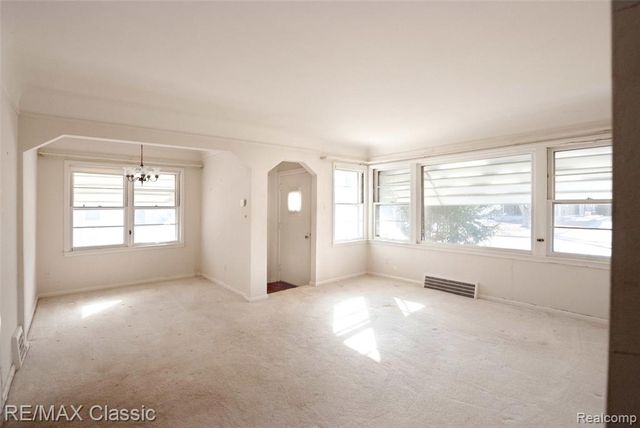 4056 Robina Avenue, Berkley, MI 48072