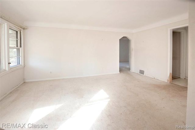 4056 Robina Avenue, Berkley, MI 48072