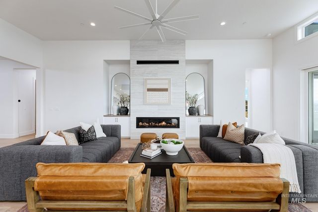 5833 E Prominence Dr., Boise, ID 83716