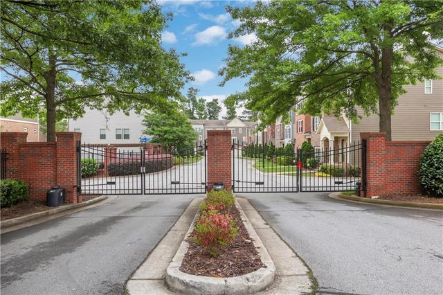 1300 Hopkins Drive, Decatur, GA 30033