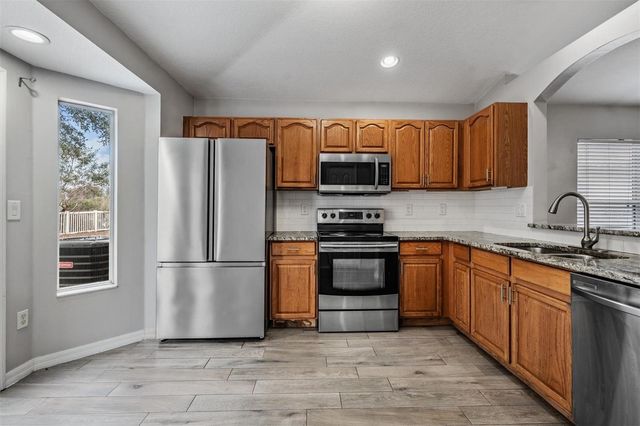 10047 LANDPORT WAY, Land O Lakes, FL 34638