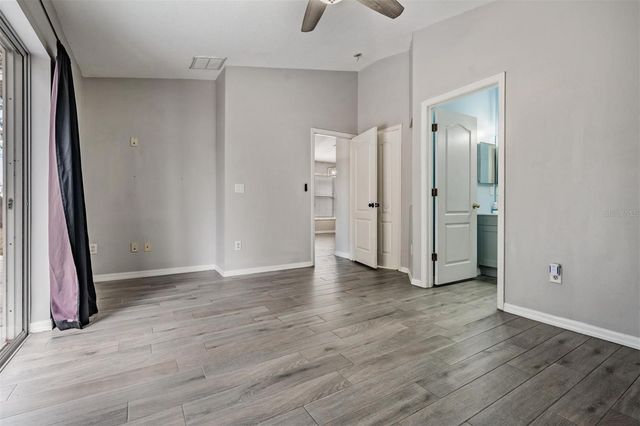 10047 LANDPORT WAY, Land O Lakes, FL 34638