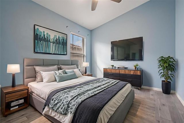 10047 LANDPORT WAY, Land O Lakes, FL 34638