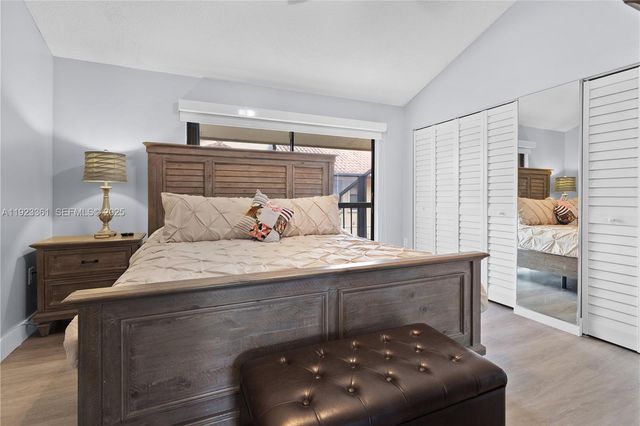 10053 SW 77th Ct, Miami, FL 33156