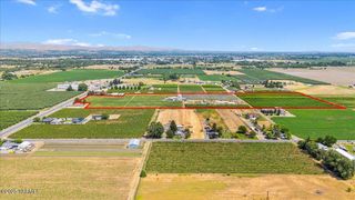nka w wapato rd/ashue rd Rd, Wapato, WA 98951
