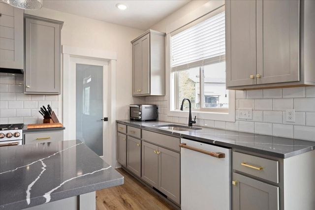 348 Hawkchase Court, Grand Rapids Twp, MI 49525