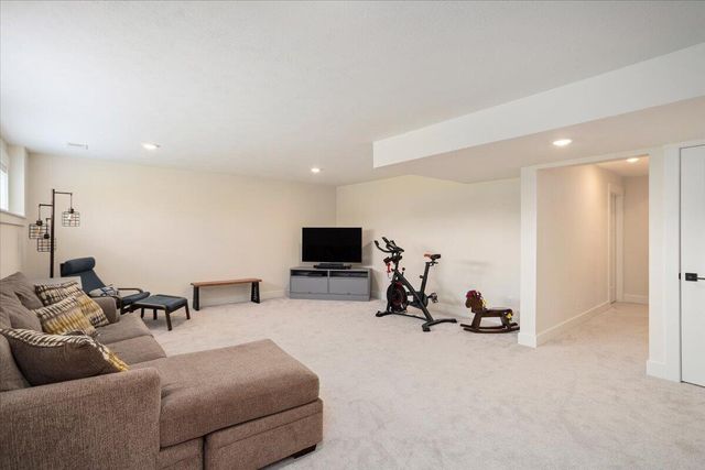 348 Hawkchase Court, Grand Rapids Twp, MI 49525