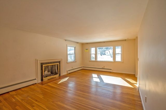 208 Birch Rd, Longmeadow, MA 01106