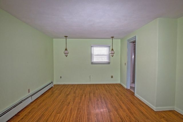 208 Birch Rd, Longmeadow, MA 01106