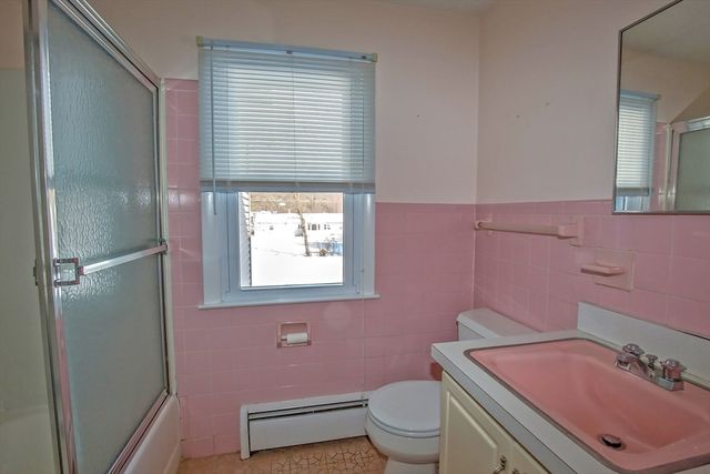 208 Birch Rd, Longmeadow, MA 01106