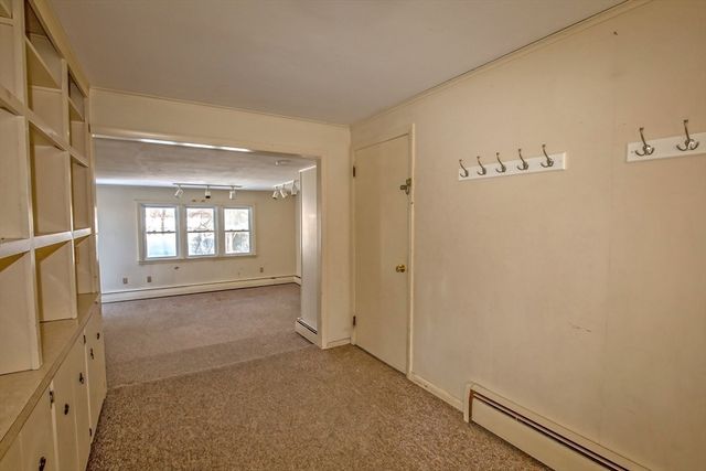 208 Birch Rd, Longmeadow, MA 01106