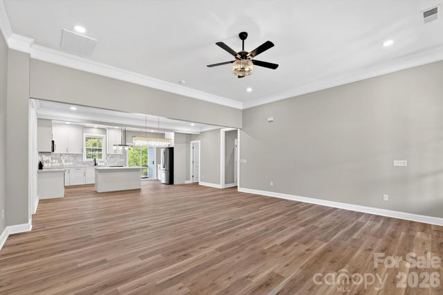 416 Whitmore Street SE, Lenoir, NC 28645