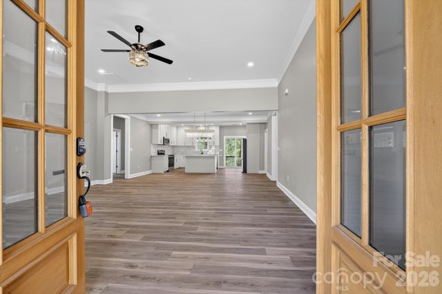 416 Whitmore Street SE, Lenoir, NC 28645