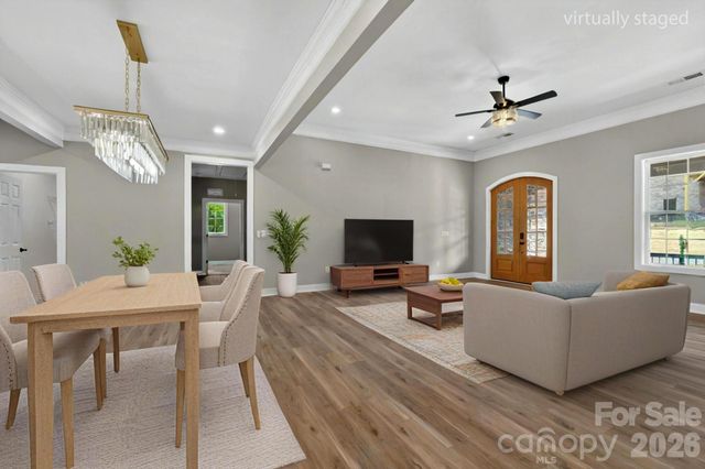 416 Whitmore Street SE, Lenoir, NC 28645