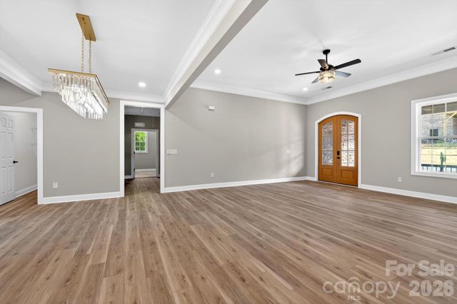 416 Whitmore Street SE, Lenoir, NC 28645