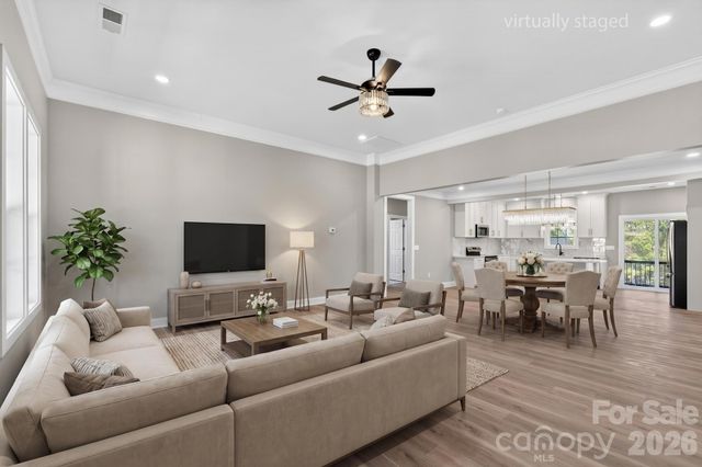 416 Whitmore Street SE, Lenoir, NC 28645