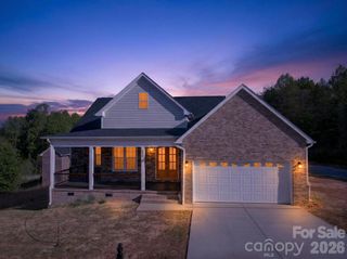 416 Whitmore Street SE, Lenoir, NC 28645