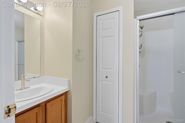 24762 Bashian Drive, Novi, MI 48375