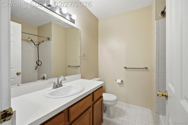 24762 Bashian Drive, Novi, MI 48375