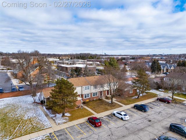 24762 Bashian Drive, Novi, MI 48375