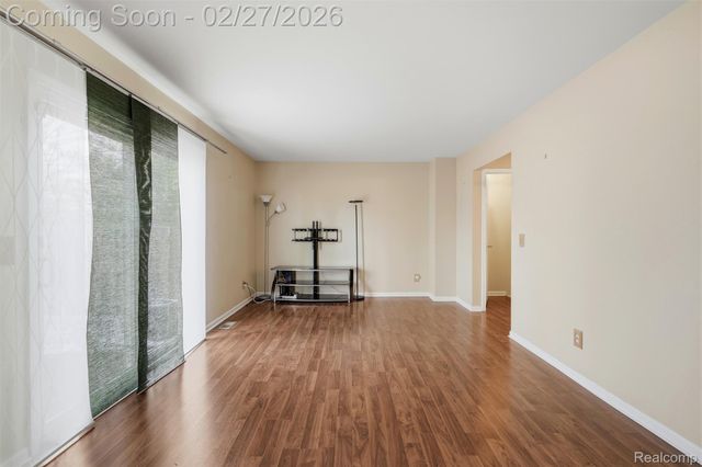 24762 Bashian Drive, Novi, MI 48375