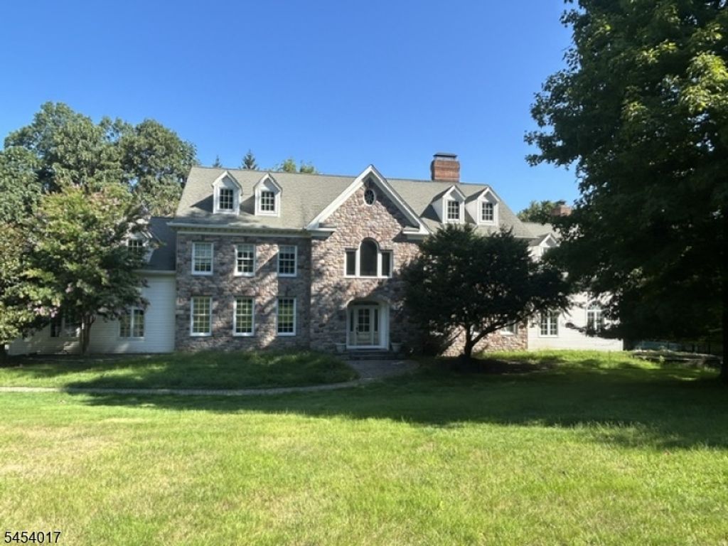 568 Stangle Rd, Bridgewater Twp., NJ 08836 — exterior