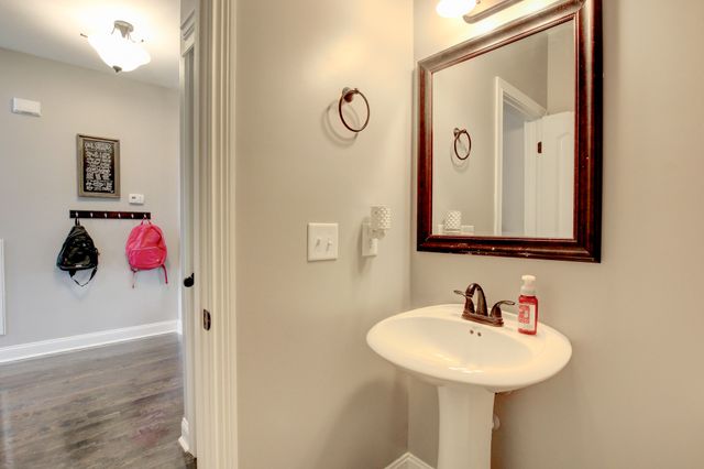 1204 Juniper Pass, Clarksville, TN 37043