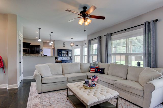 1204 Juniper Pass, Clarksville, TN 37043