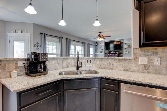 1204 Juniper Pass, Clarksville, TN 37043