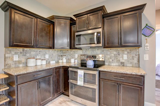 1204 Juniper Pass, Clarksville, TN 37043