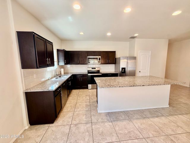 268 S SAN JOSE Lane, Casa Grande, AZ 85194