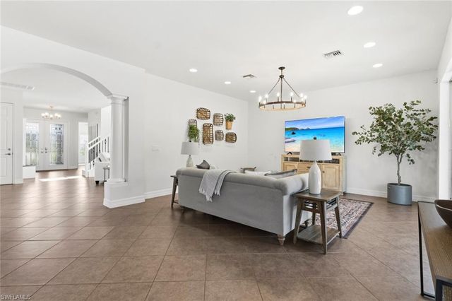 11260 Sparkleberry DR, Fort Myers, FL 33913