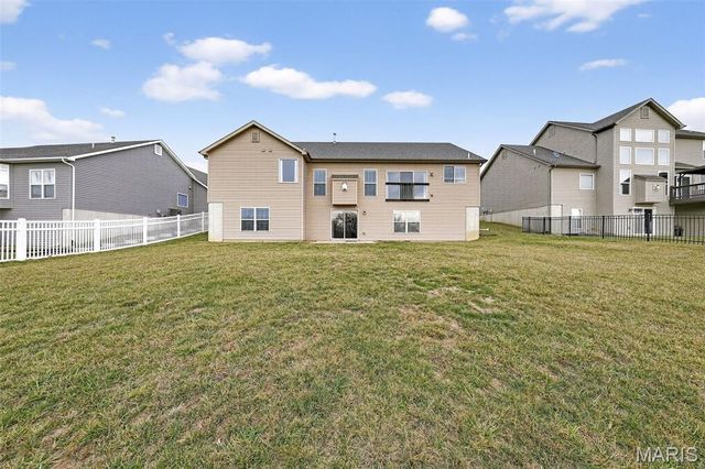 219 Lonepine Drive, Wentzville, MO 63385